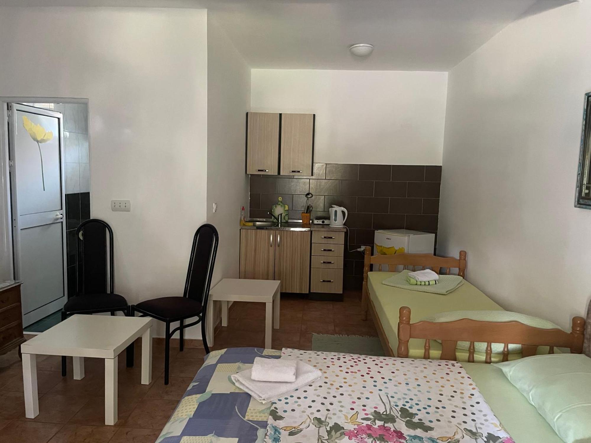 Riverside Apartments Chiara Ulcinj Exterior photo